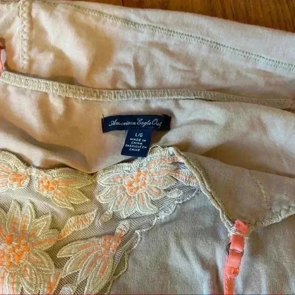 American Eagle bundle - Picture 7 of 7